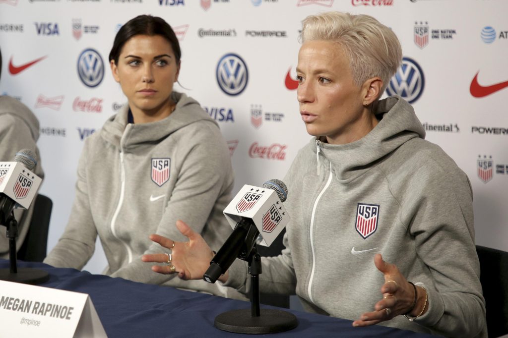 Las jugadoras del equipo femenino de EE. UU. ven el acuerdo como un punto de inflexión