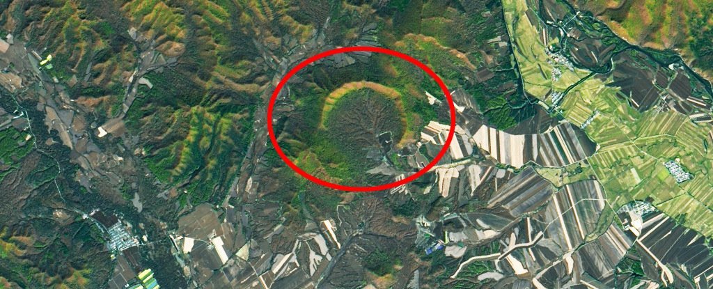 Científicos revelan el cráter más grande de la Tierra hace 100.000 años