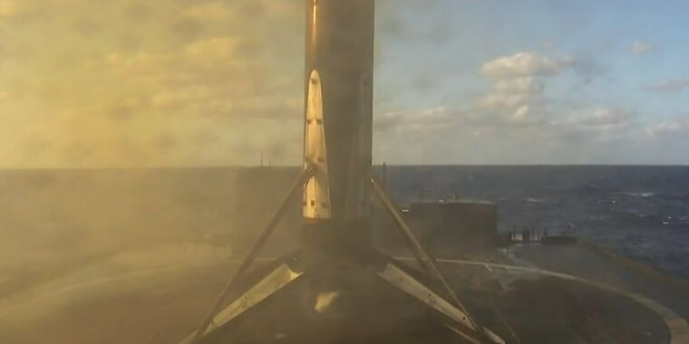 SpaceX ahora ha aterrizado una mayor cantidad de cohetes propulsores que la mayoría de los demás jamás lanzados.