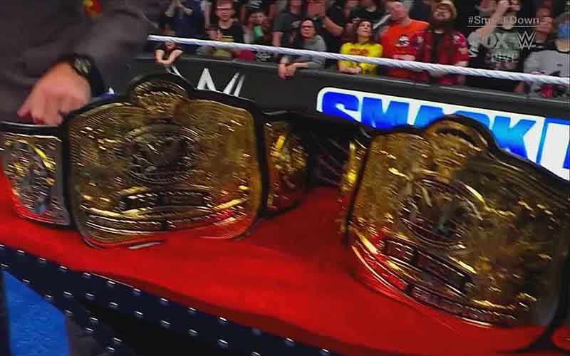 Respuesta interna al nuevo Campeonato en Parejas de la WWE
