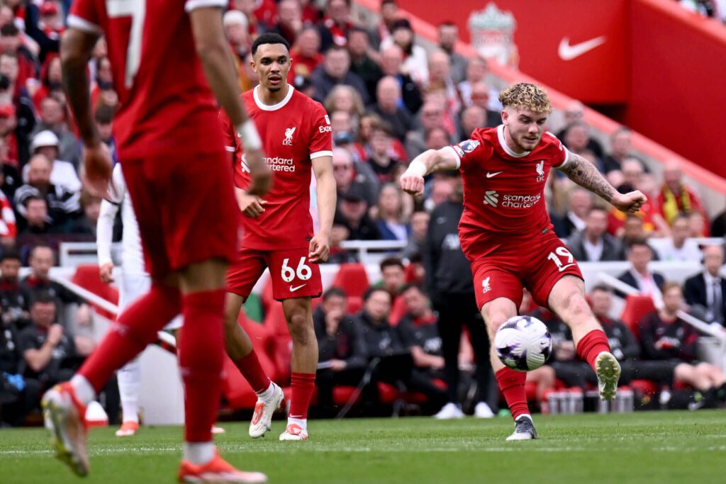 Liverpool 4 Tottenham 2: Elliott y Salah fortalecen a los Rojos, más preguntas para Tottenham