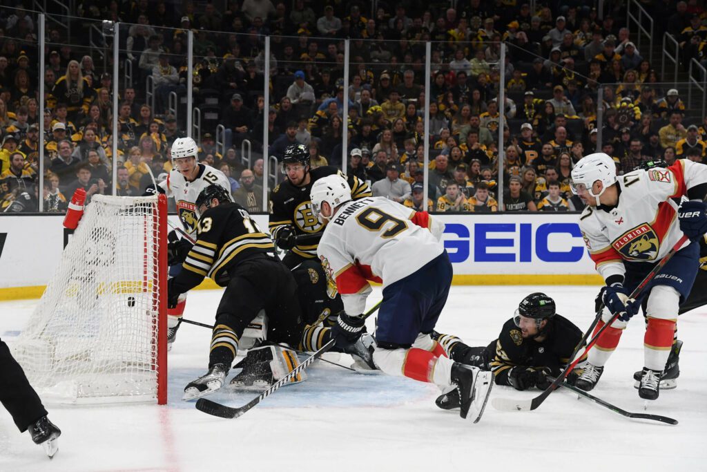 Bruins desconcertados por la decisión de la NHL de no entregar la portería de los Panthers por interferencia: «No pude jugar mi posición»
