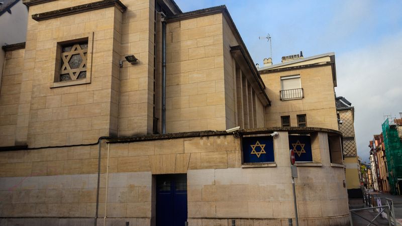 Rouen, Francia: La policía mató a tiros a un agresor armado cuando intentaba prender fuego a una sinagoga
