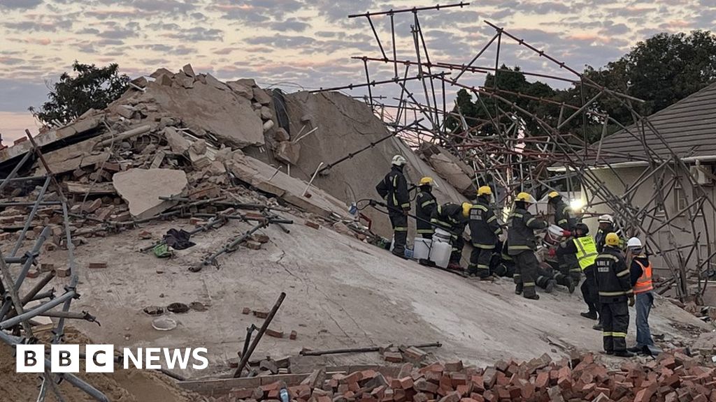 Sudáfrica: El mortal derrumbe de un edificio deja a decenas de personas atrapadas