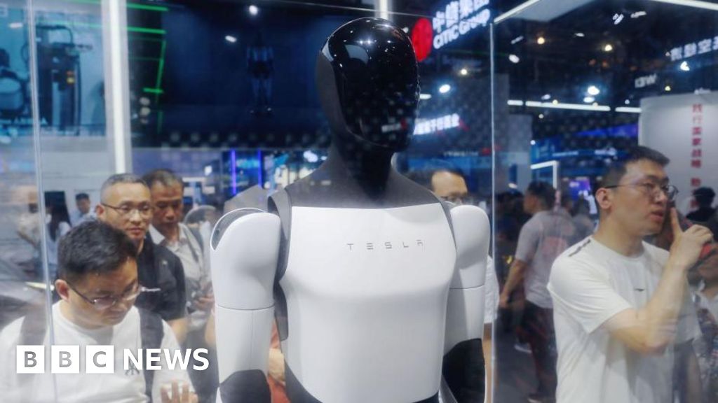 Elon Musk dice que Tesla comenzará a utilizar robots con apariencia humana el próximo año