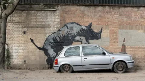 Una octava versión de Banksy ha aparecido en Westmoor Street, en Charlton, al sureste de Londres.